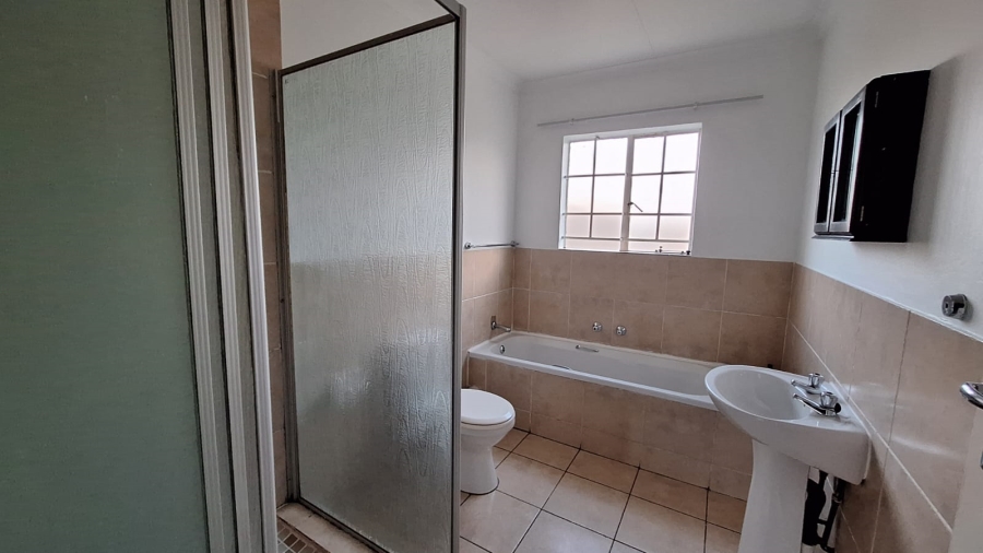 3 Bedroom Property for Sale in Olivedale Gauteng