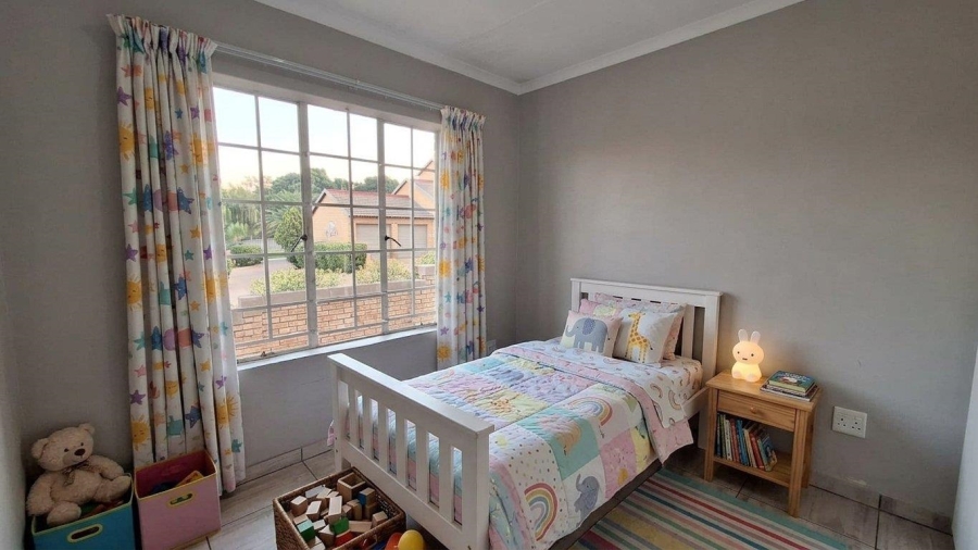 3 Bedroom Property for Sale in Olivedale Gauteng