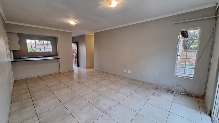 3 Bedroom Property for Sale in Olivedale Gauteng