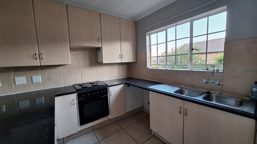 3 Bedroom Property for Sale in Olivedale Gauteng