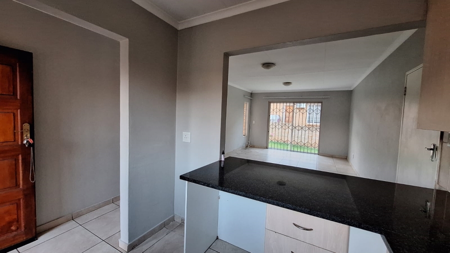 3 Bedroom Property for Sale in Olivedale Gauteng