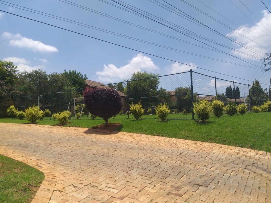 3 Bedroom Property for Sale in Olivedale Gauteng