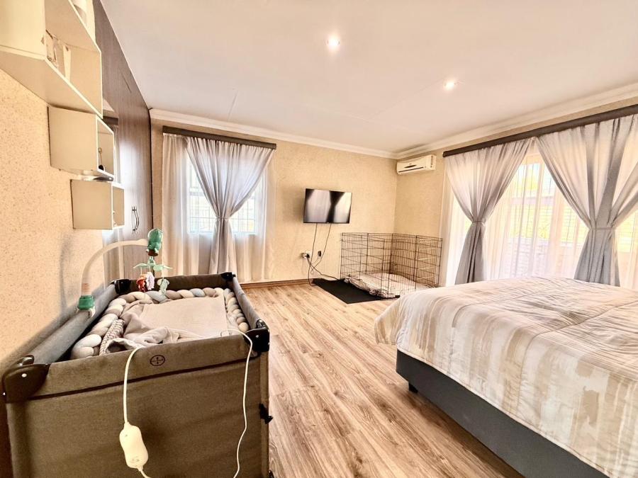 3 Bedroom Property for Sale in New Redruth Gauteng