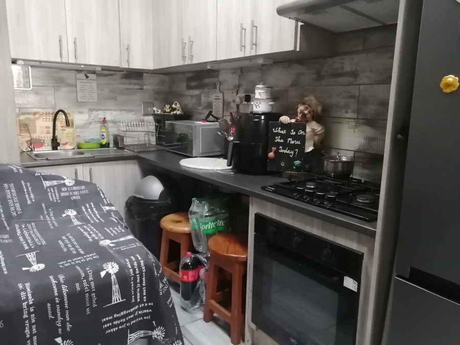 2 Bedroom Property for Sale in Elspark Gauteng