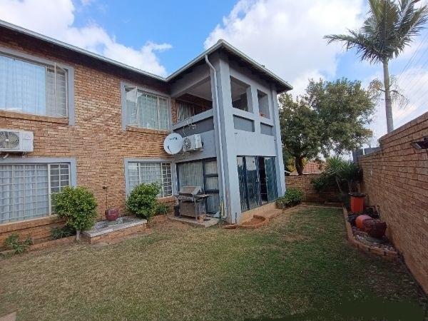 2 Bedroom Property for Sale in Celtisdal Gauteng