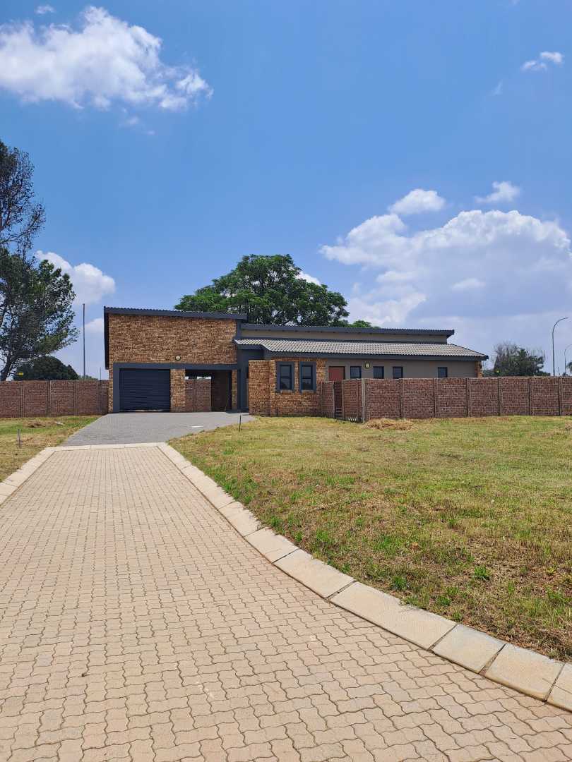 3 Bedroom Property for Sale in Sunair Gauteng