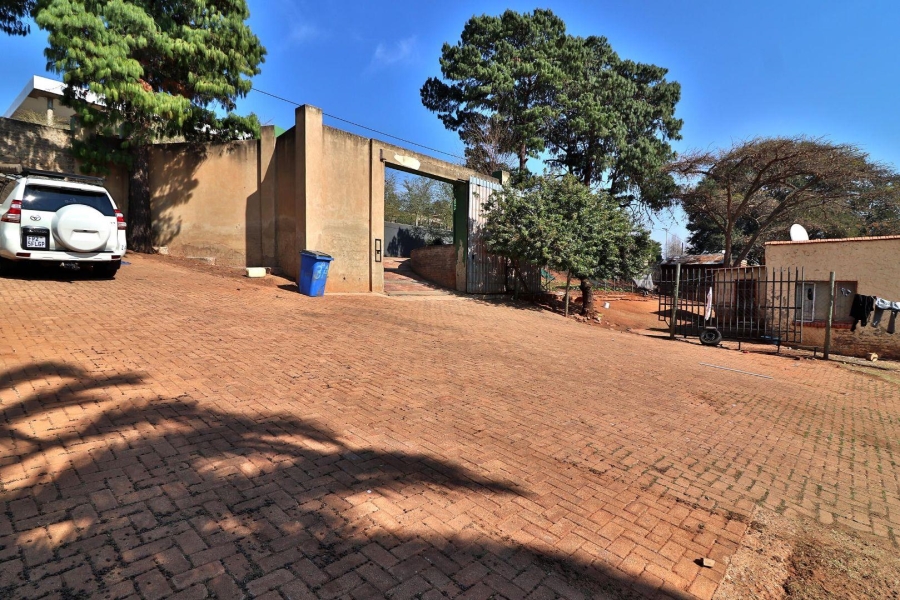 0 Bedroom Property for Sale in Poortview Gauteng