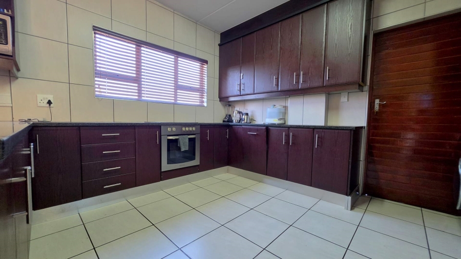 3 Bedroom Property for Sale in Riverspray Lifestyle Estate Gauteng