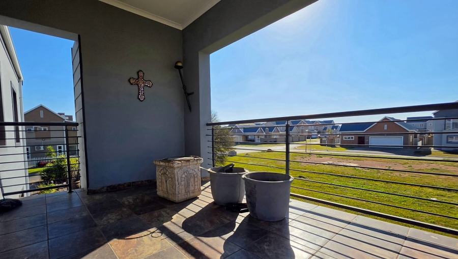 3 Bedroom Property for Sale in Riverspray Lifestyle Estate Gauteng