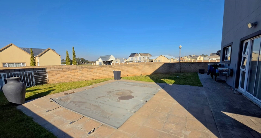3 Bedroom Property for Sale in Riverspray Lifestyle Estate Gauteng