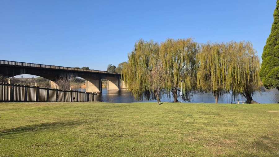3 Bedroom Property for Sale in Riverspray Lifestyle Estate Gauteng