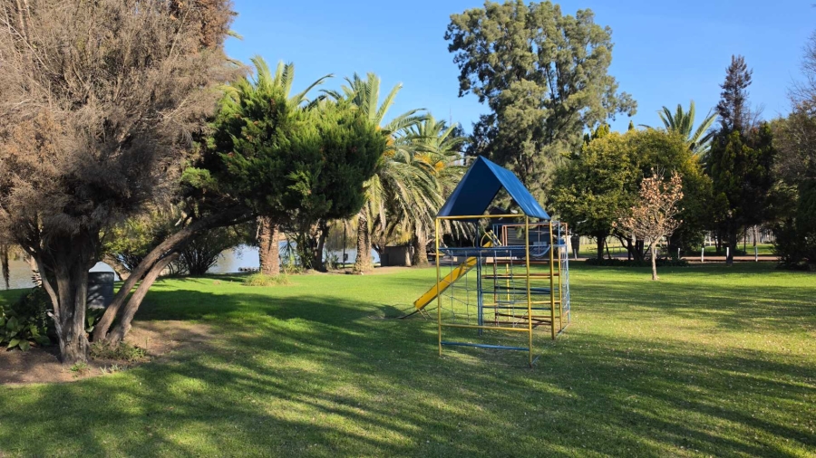 3 Bedroom Property for Sale in Riverspray Lifestyle Estate Gauteng