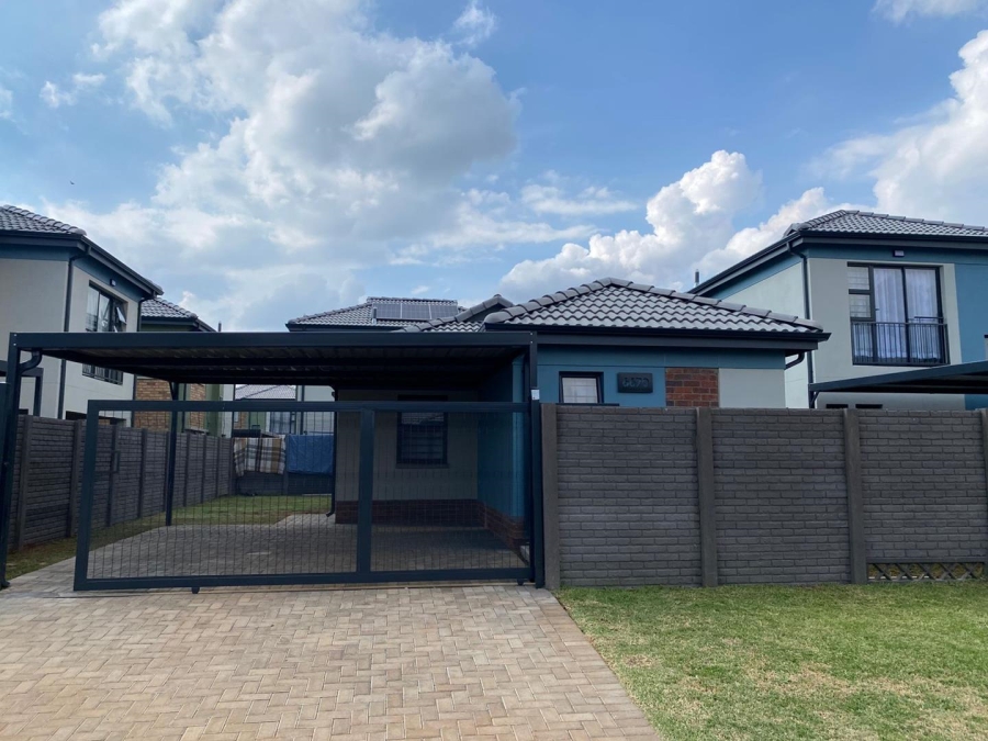 3 Bedroom Property for Sale in Albertsdal Gauteng