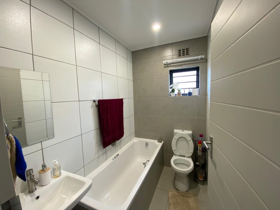 3 Bedroom Property for Sale in Albertsdal Gauteng