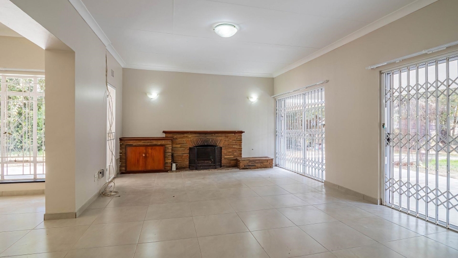 To Let 3 Bedroom Property for Rent in Northcliff Gauteng