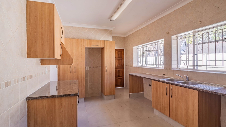 To Let 3 Bedroom Property for Rent in Northcliff Gauteng