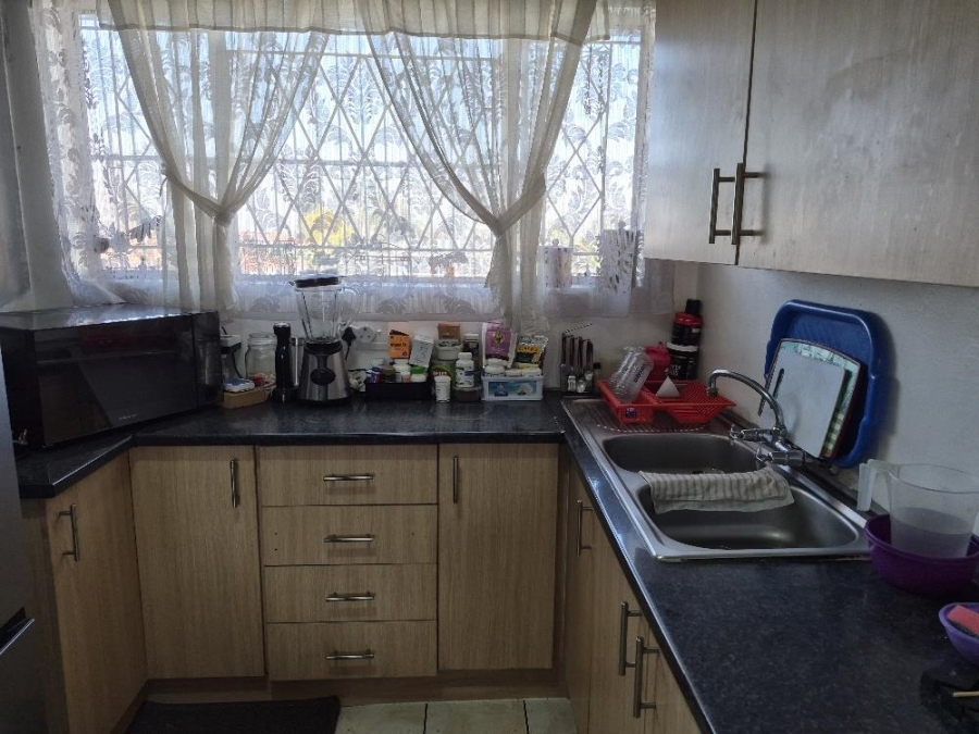 2 Bedroom Property for Sale in Cason Gauteng