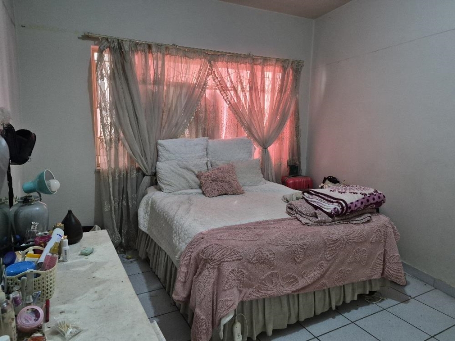 2 Bedroom Property for Sale in Cason Gauteng
