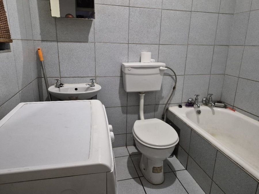2 Bedroom Property for Sale in Cason Gauteng