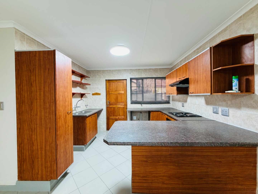 3 Bedroom Property for Sale in North Riding Gauteng