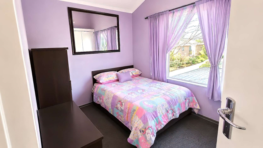 2 Bedroom Property for Sale in Sonneglans Gauteng