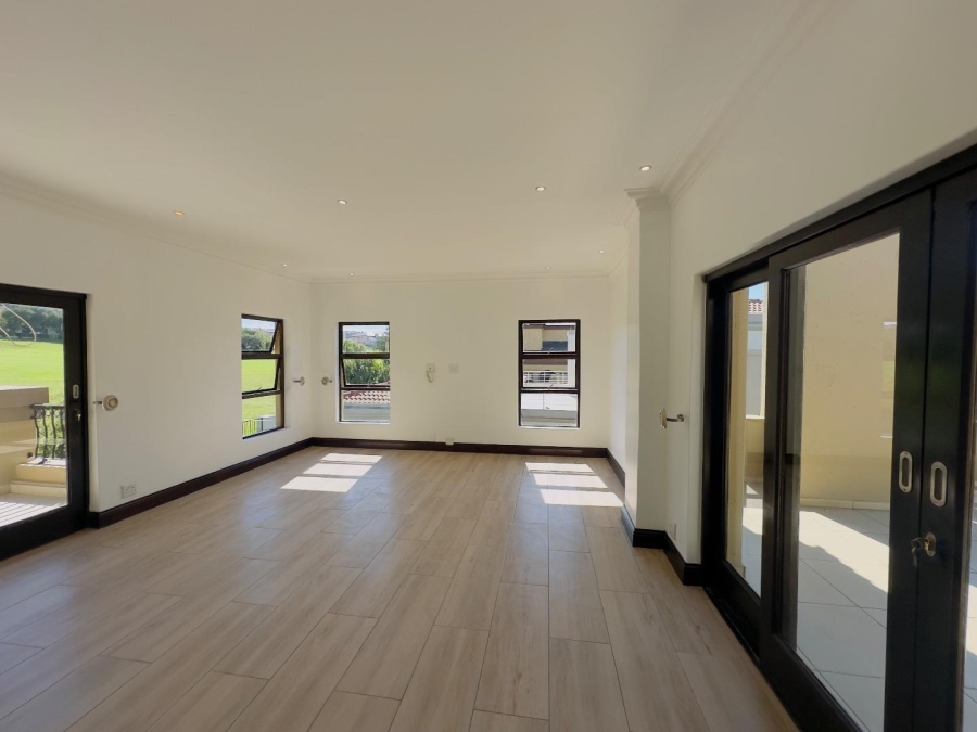 5 Bedroom Property for Sale in Blue Valley Golf Estate Gauteng