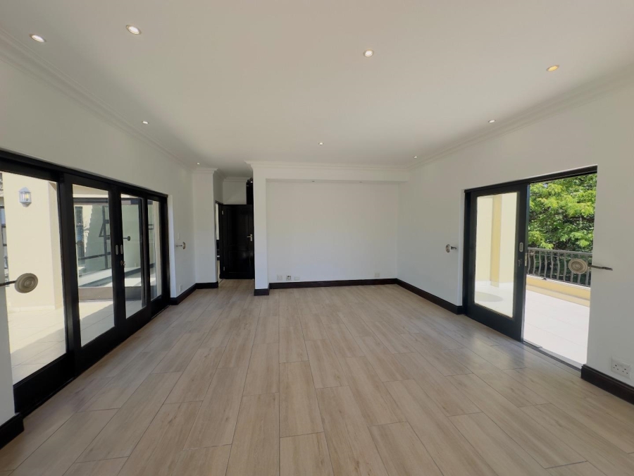 5 Bedroom Property for Sale in Blue Valley Golf Estate Gauteng