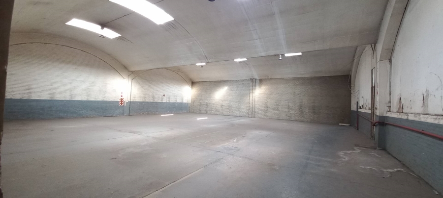 To Let Commercial Property for Rent in Alrode Gauteng