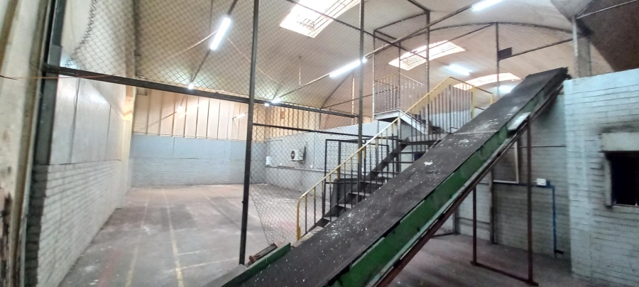 To Let Commercial Property for Rent in Alrode Gauteng