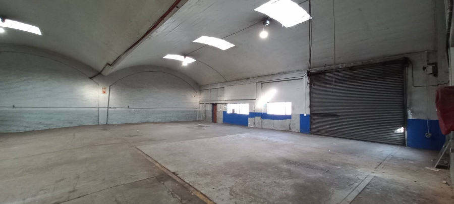 To Let Commercial Property for Rent in Alrode Gauteng