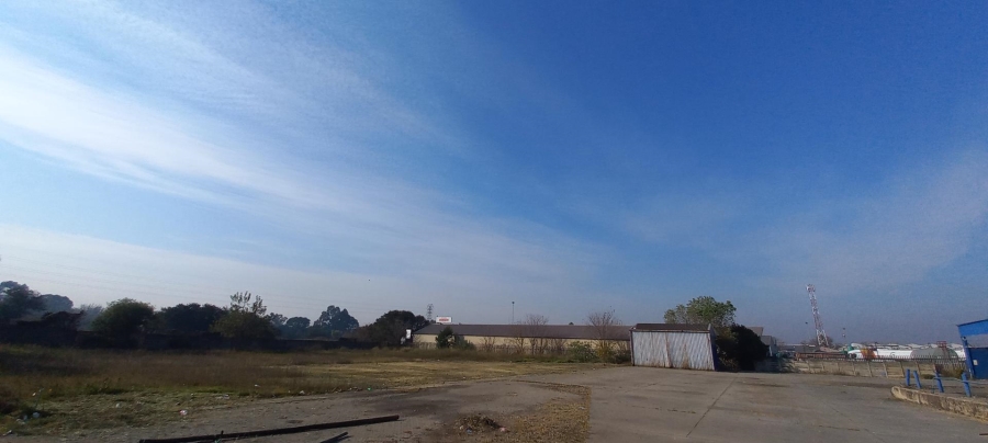To Let Commercial Property for Rent in Alrode Gauteng