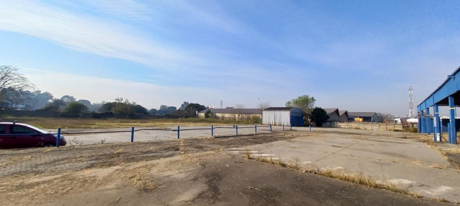To Let Commercial Property for Rent in Alrode Gauteng