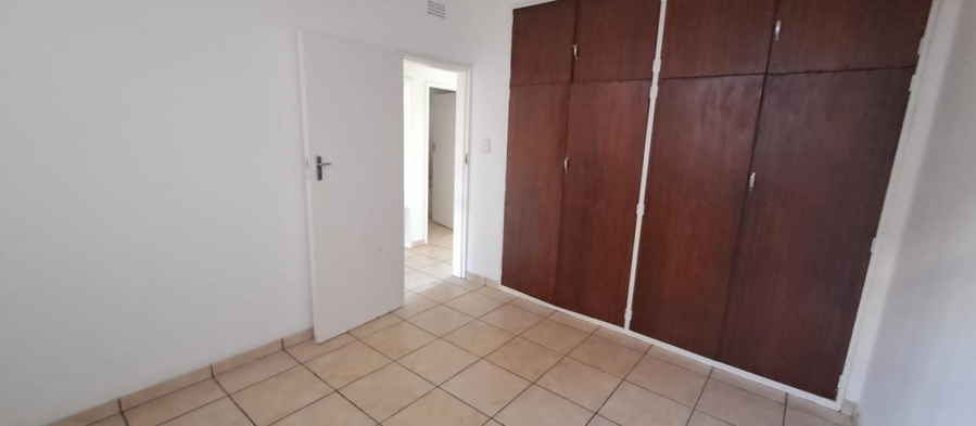 To Let 2 Bedroom Property for Rent in New Redruth Gauteng