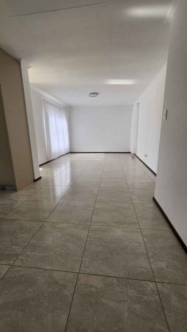 3 Bedroom Property for Sale in Rosslyn Gauteng