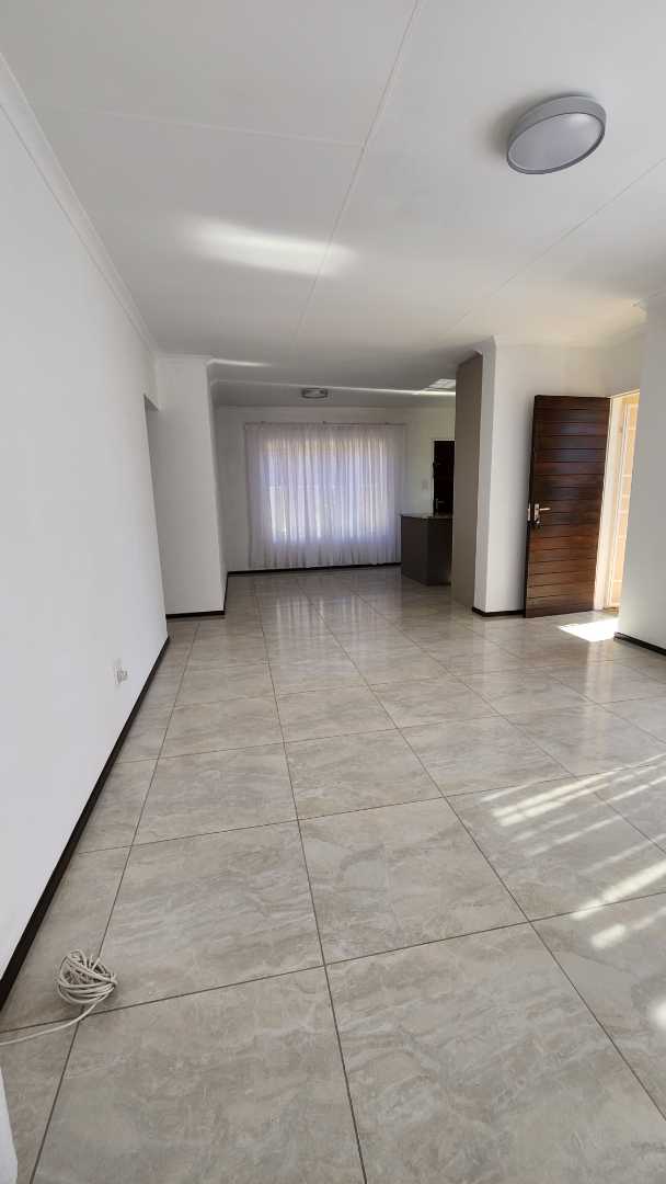 3 Bedroom Property for Sale in Rosslyn Gauteng