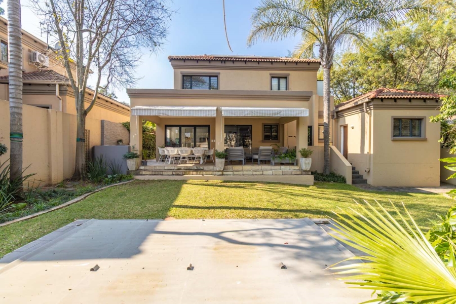 4 Bedroom Property for Sale in Douglasdale Gauteng