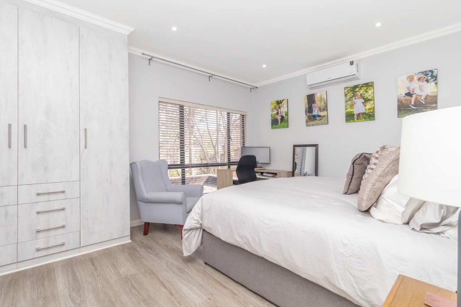 4 Bedroom Property for Sale in Douglasdale Gauteng