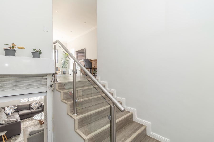 4 Bedroom Property for Sale in Douglasdale Gauteng
