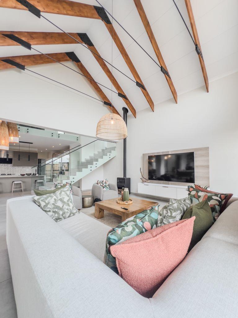 5 Bedroom Property for Sale in Midstream Estate Gauteng