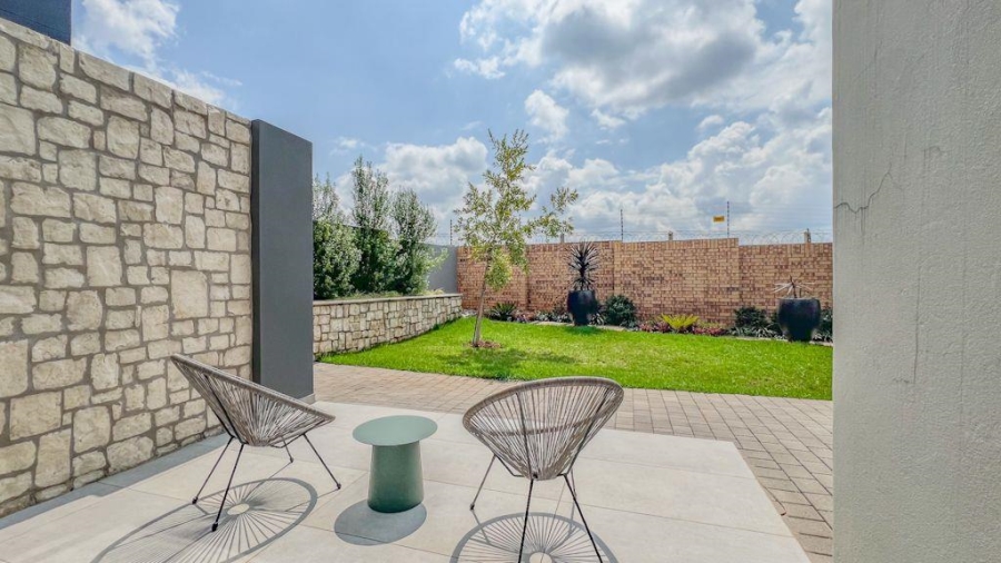 5 Bedroom Property for Sale in Midstream Estate Gauteng