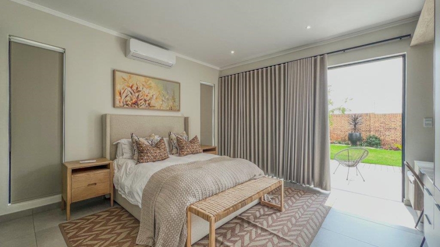 5 Bedroom Property for Sale in Midstream Estate Gauteng