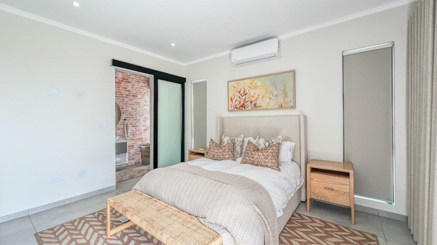 5 Bedroom Property for Sale in Midstream Estate Gauteng