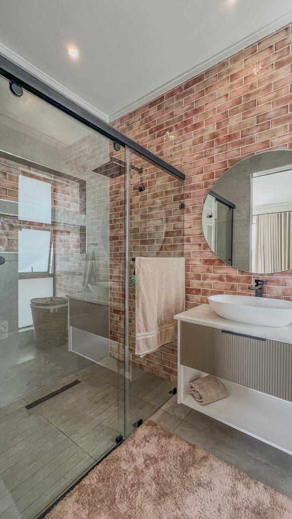 5 Bedroom Property for Sale in Midstream Estate Gauteng