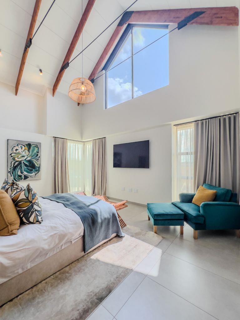 5 Bedroom Property for Sale in Midstream Estate Gauteng