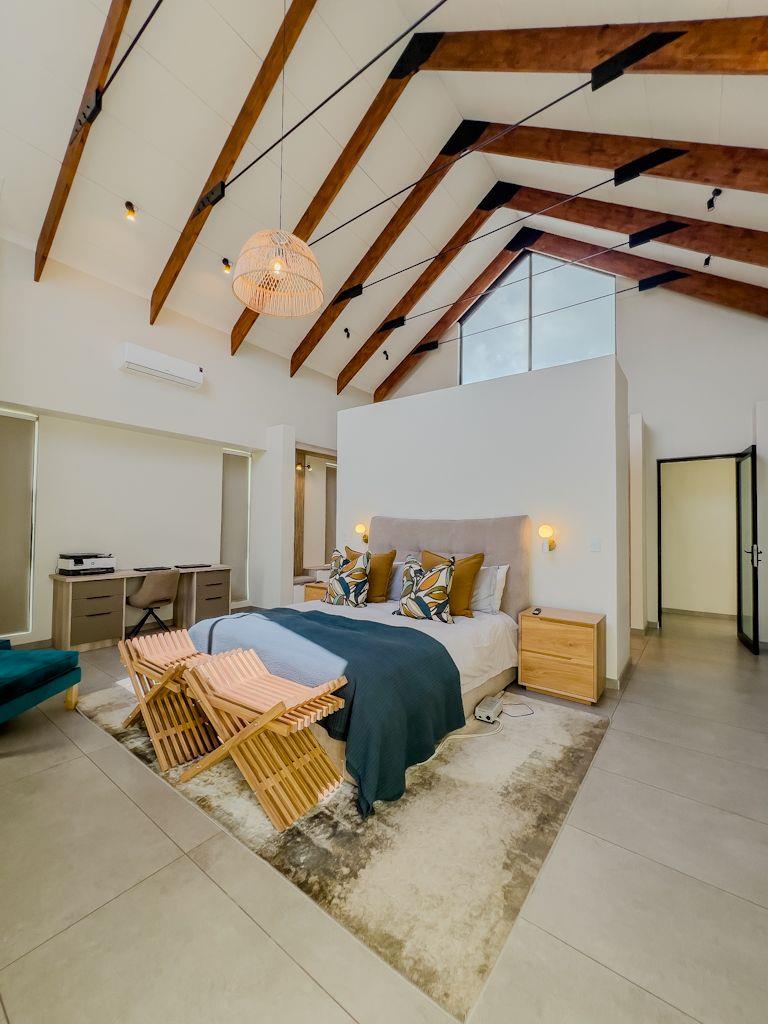 5 Bedroom Property for Sale in Midstream Estate Gauteng