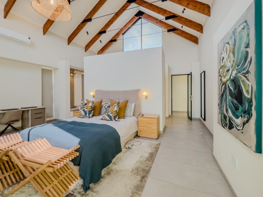 5 Bedroom Property for Sale in Midstream Estate Gauteng