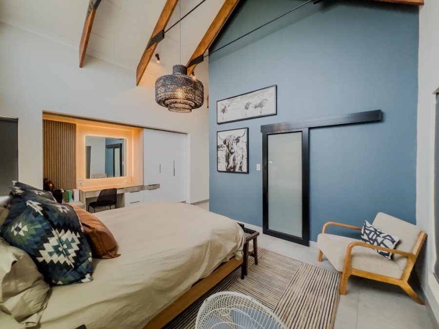 5 Bedroom Property for Sale in Midstream Estate Gauteng