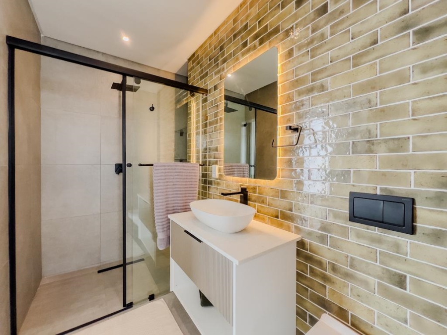 5 Bedroom Property for Sale in Midstream Estate Gauteng