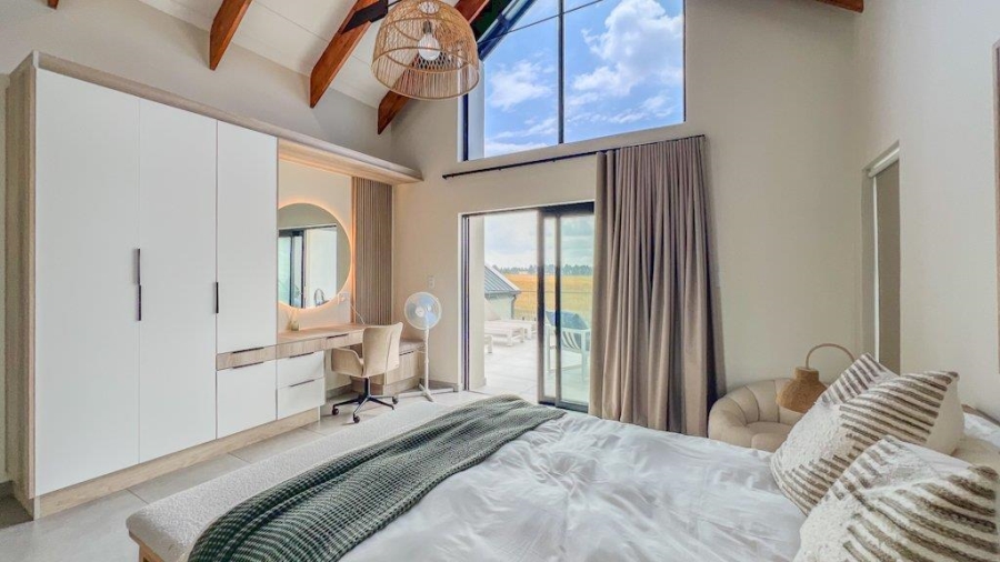 5 Bedroom Property for Sale in Midstream Estate Gauteng