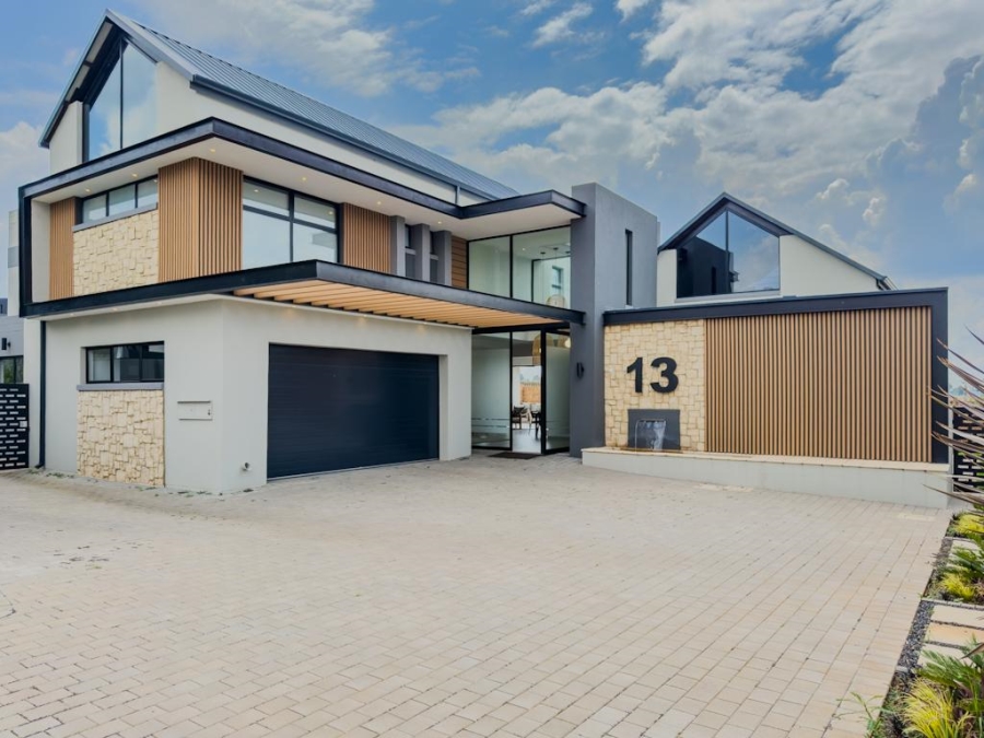 5 Bedroom Property for Sale in Midstream Estate Gauteng